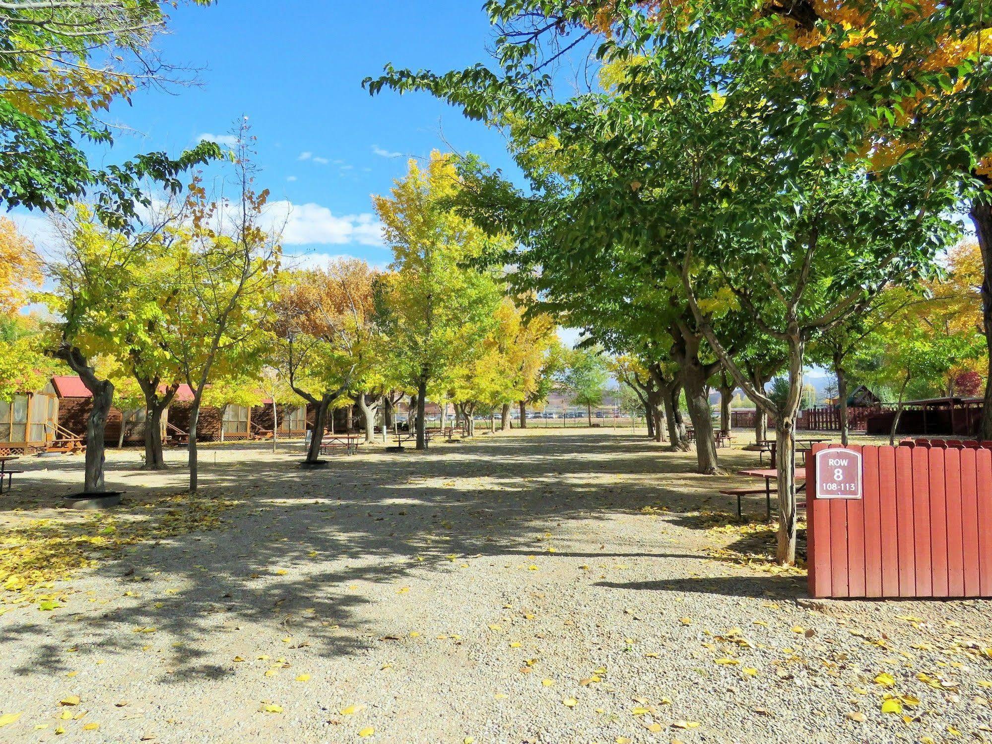 Sun Outdoors Moab Downtown Exterior foto